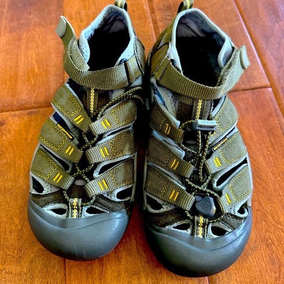 Men’s Keen H2 Water Sandals Size 6 in excellent condition - Picture 1 of 6